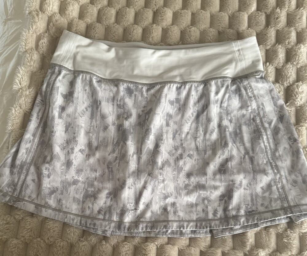 Lululemon Pace Rival Mid Rise Skirt Gray/White Pickleball Lined Stretch Size 6